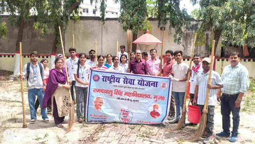 रामदयालु सिंह महाविद्यालय में एनएसएस का स्वच्छता अभियान, छात्रों को किया जागरूक